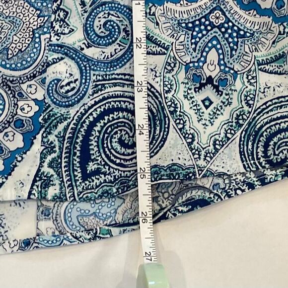 Chico's Cotton Non-Iron Blue Paisley V-Neck Button Down 3/4 Sleeve Shirt, XL - Picture 12 of 12